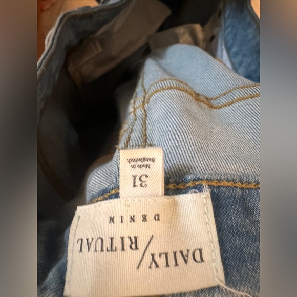 Daily Ritual Denim Jeans - Picture 5 of 6